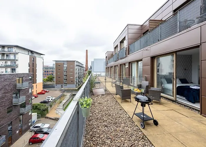 Near City Centre, Penthouse, Etihad, Cooplive